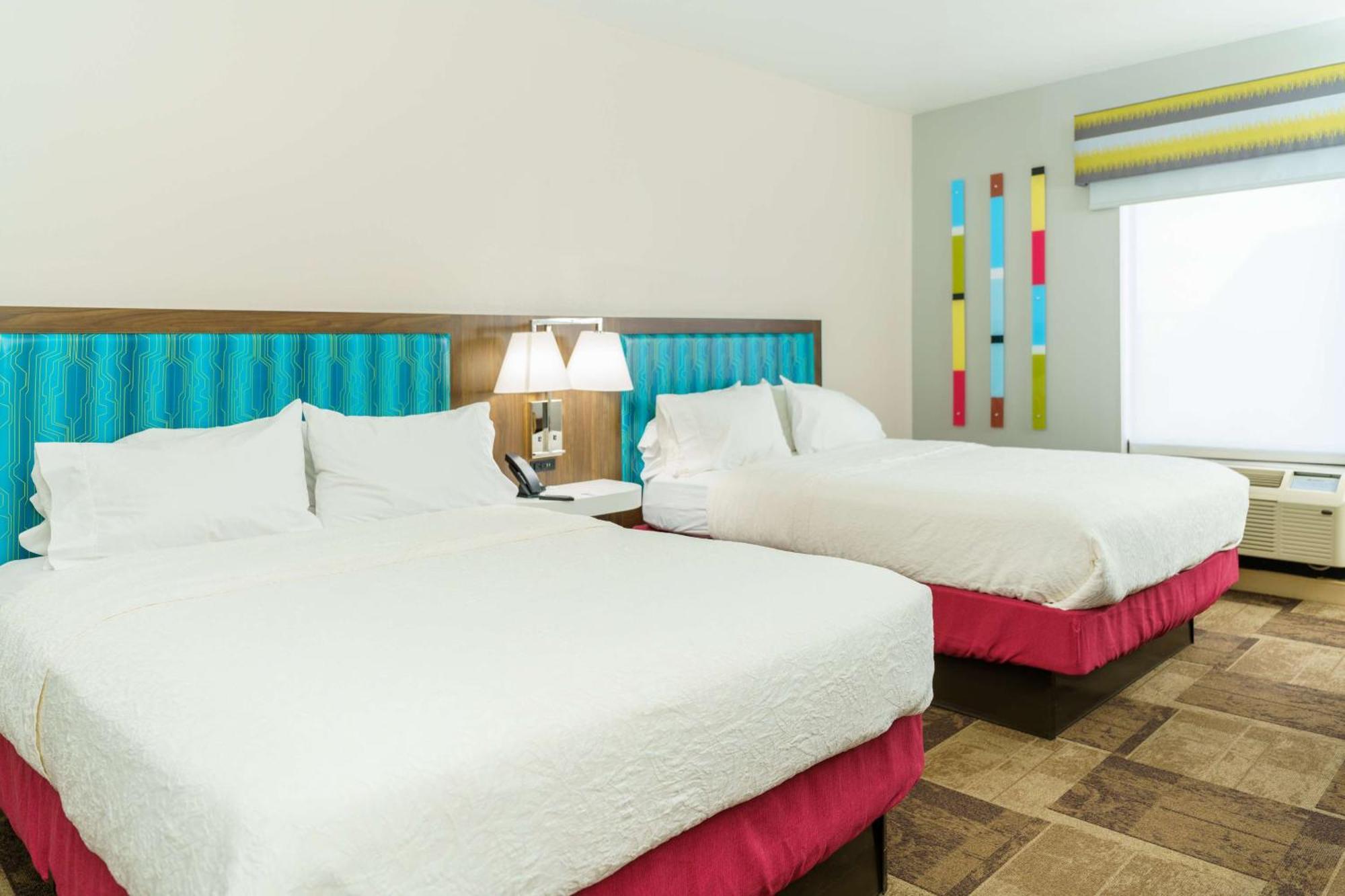 Hampton Inn Garden City Ngoại thất bức ảnh